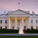 USA, shots fired near the White House: attacker killed. Trump: "He had a history of violence"