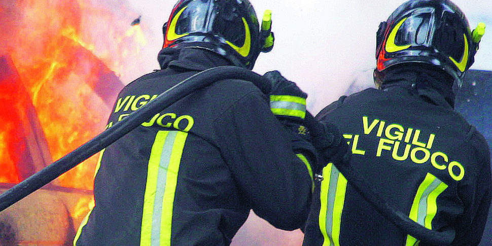 Vibo, criminal escalation: the car of the Nocita municipal manager set on fire during the night. Mayor Romeo: "A gesture that affects the entire community"
