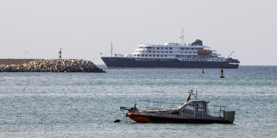 WHO: possible human-to-human transmission of hantavirus on cruise ship off Cape Verde