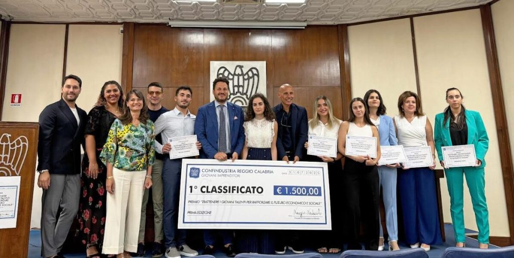 Reggio Calabria, the Confindustria Young Talent Award returns: 1,500 euros for the best degree thesis