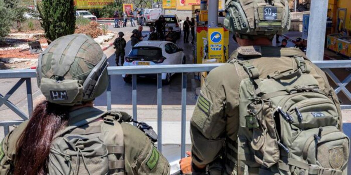 Shooting north of Tel Aviv. Hamas: "Heroic attack, resistance continues"