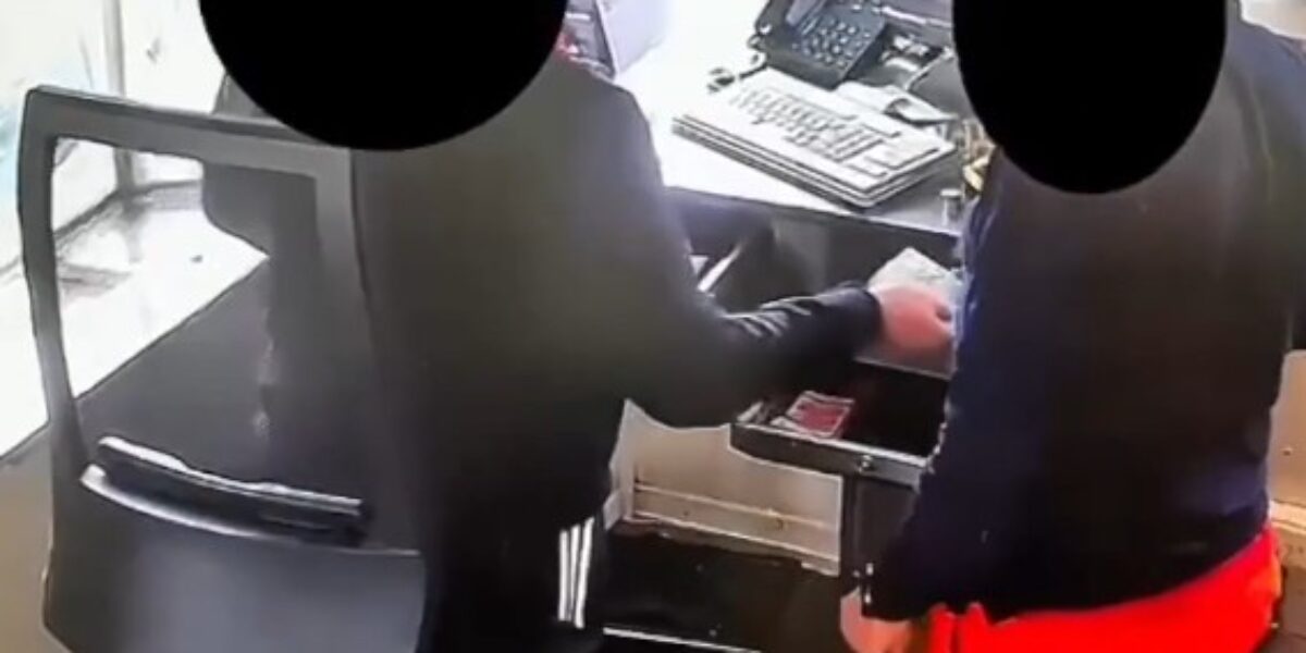 Suspension for 5 CAS employees and a computer scientist. "Fake" tickets and crest at toll booths: this is how people profited from tolls on the Messina-Palermo motorway