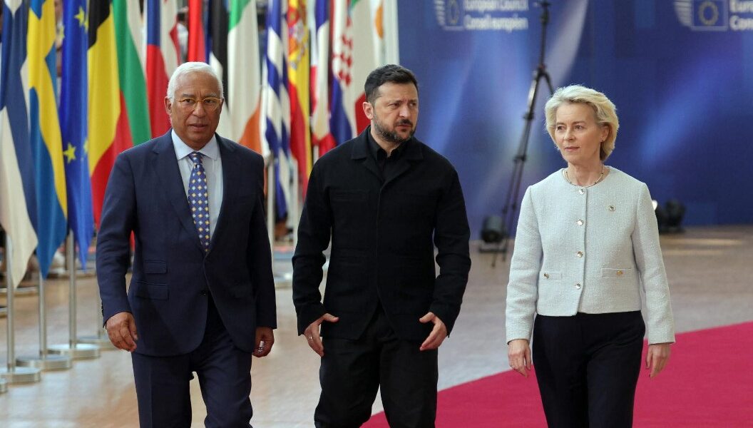 Breakthrough in Brussels, Ukraine opens the first EU cluster unanimously. Zelensky: "If Kiev burns, Moscow will burn too"