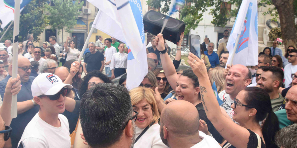 Castrovillari, De Gaio wins over Bello (54%-46%): the municipality of Pollino has its first mayor THE NEW COUNCIL