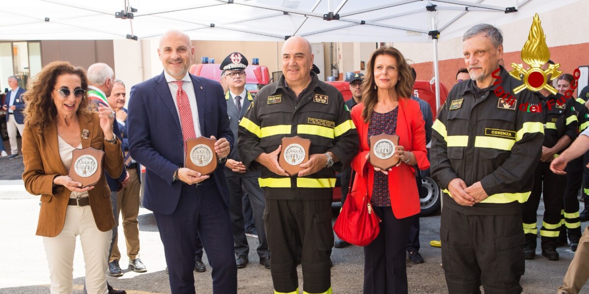 Cosenza Fire Brigade: the first stone of the new headquarters of the Provincial Command laid PHOTO