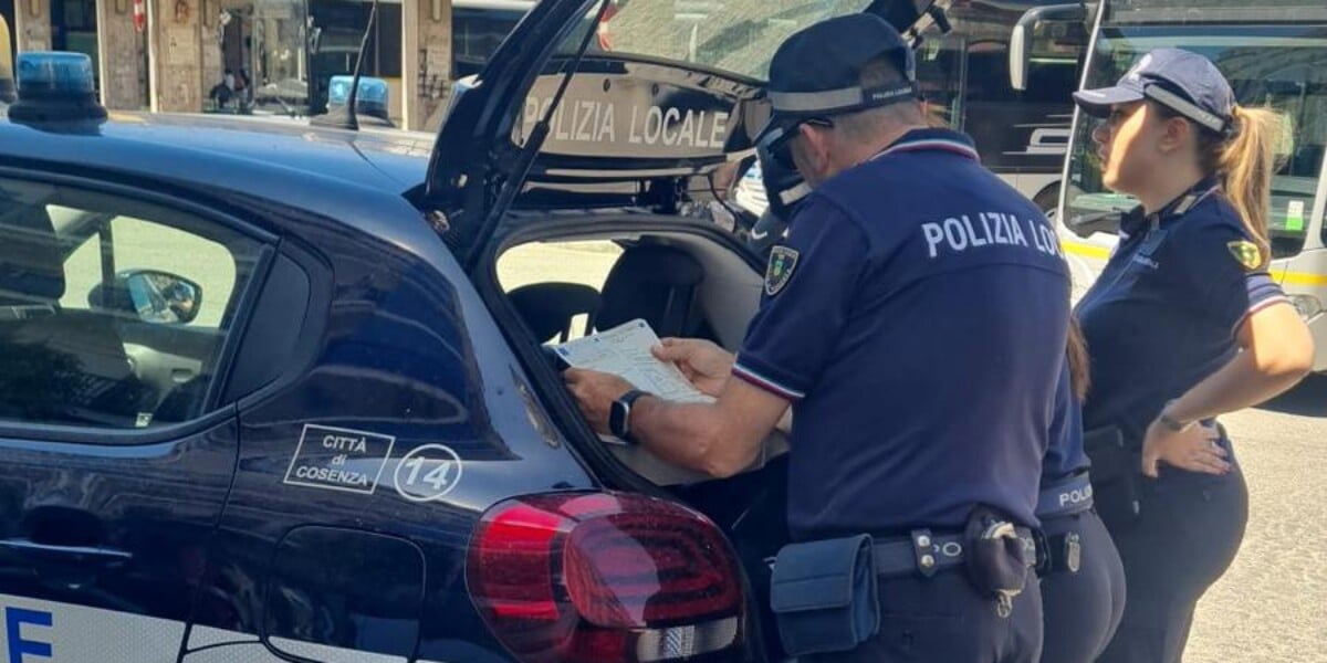 Cosenza, strengthened controls by the Municipal Police in the bus area