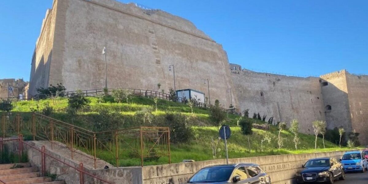 Crotone, the management of the Castle of Charles V: agreement between the Municipality, Sabap and Parks