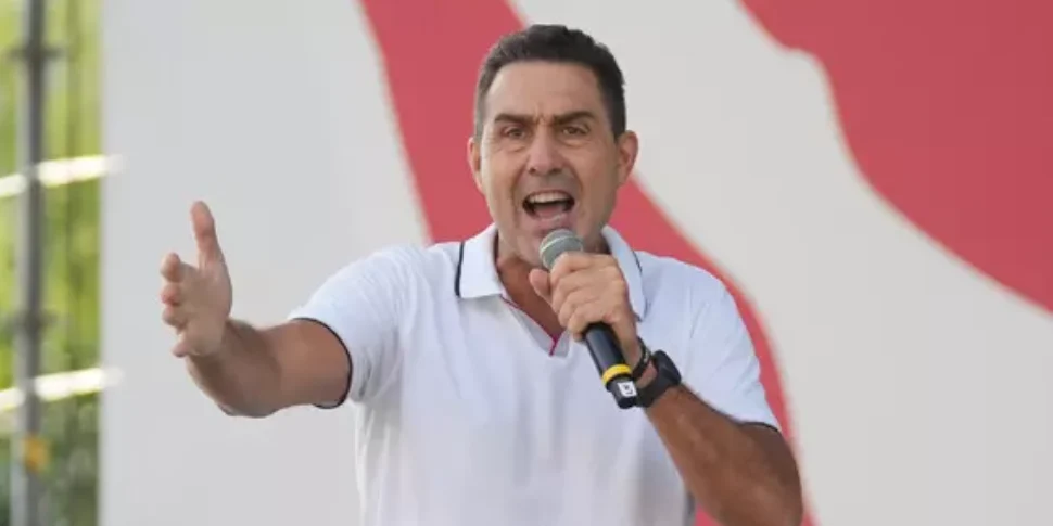 «Immigrants don't pay our pensions»: Vannacci raises the issue of remigration