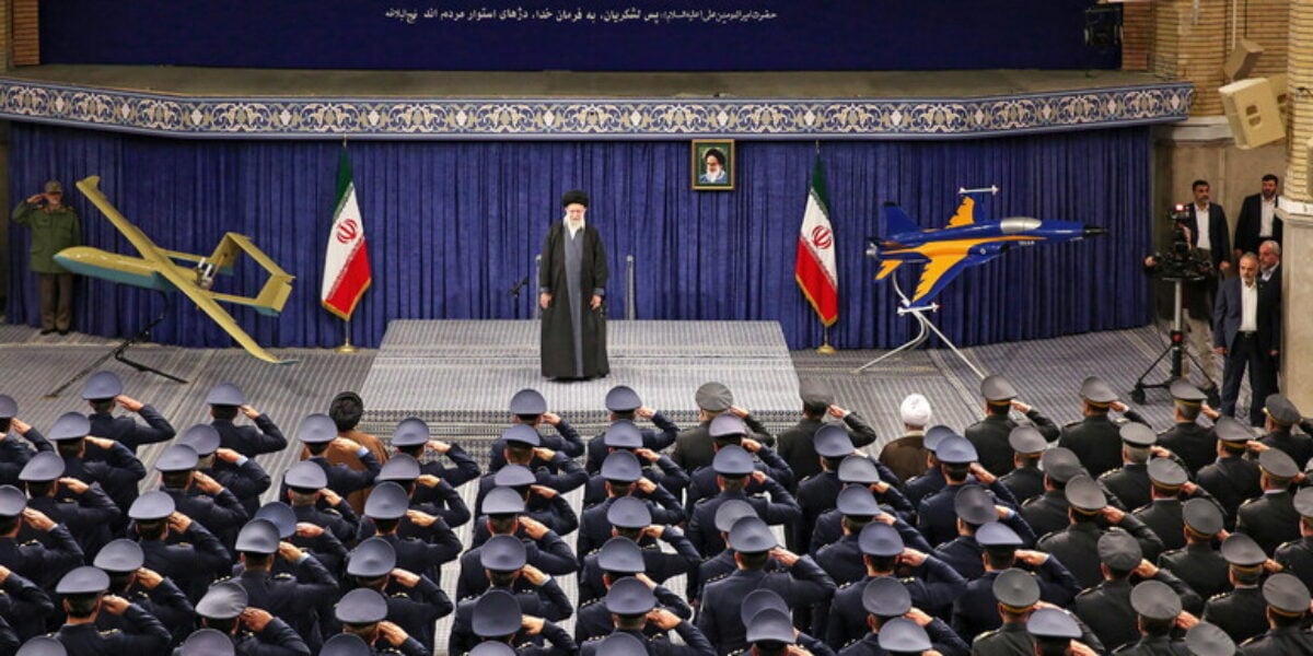 International tensions, new escalation. Iran: “A US base hit”
