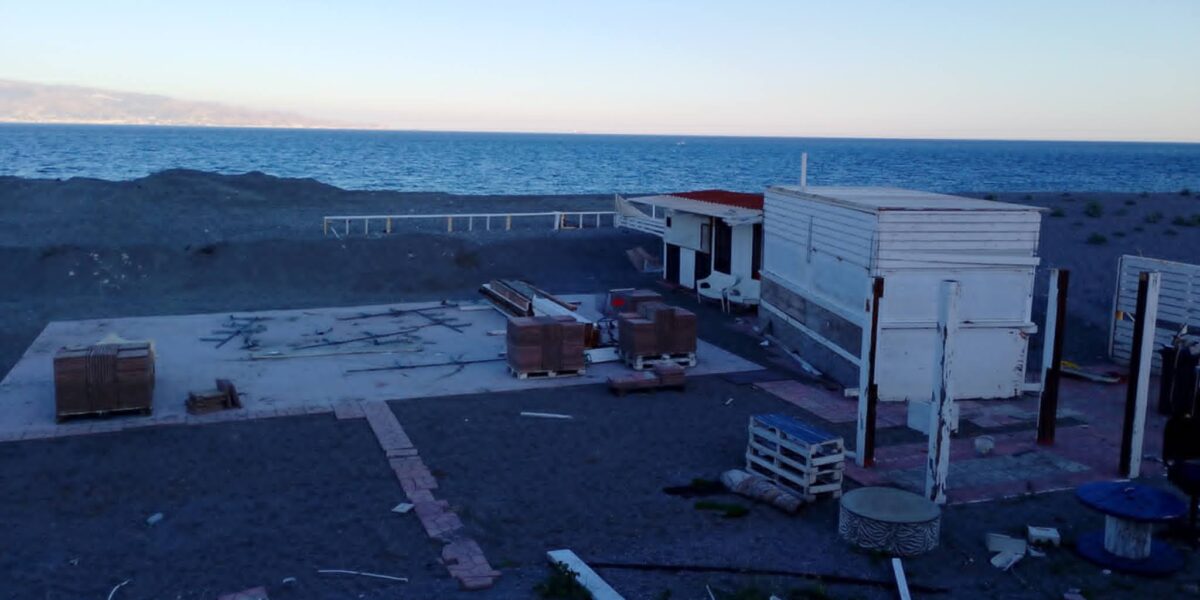 Messina, beach devastated by the cyclone: ​​after solidarity only silence