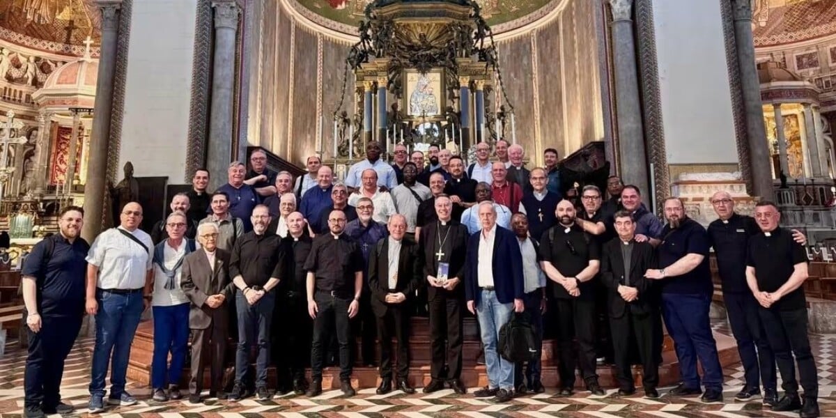 Messina, delegation of priests from Locri-Gerace meets the bishop-elect Msgr. Di Pietro: a day of communion