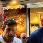 Michael Jordan returns to Taormina: a walk through the streets of the center for the basketball Goat VIDEO