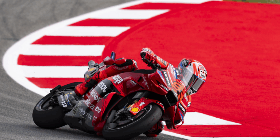 MotoGP Hungary, Marc Marquez wins the Sprint ahead of Acosta