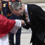 Pope Leo XIV in Spain, first stop in Madrid: «For Ukraine we need to push for negotiations»