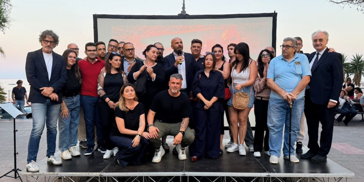 Puccio's defeat in Giardini Naxos and De Luca's anger after the result