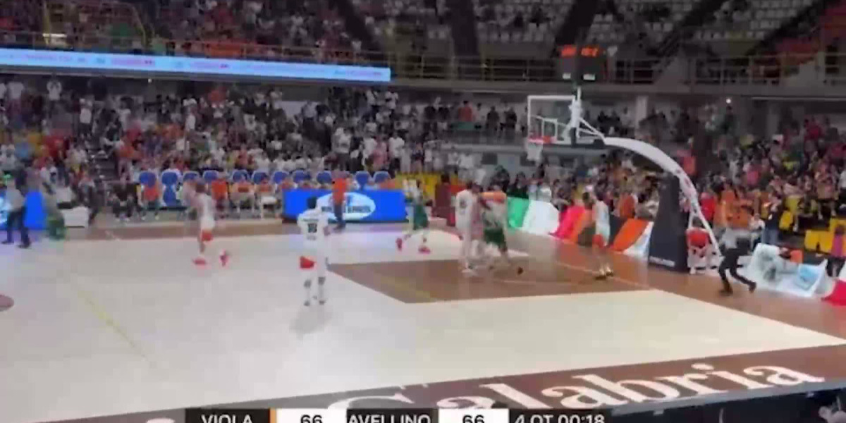 Viola Reggio Calabria-Scandone Avellino, the last crazy 20 seconds of game 1 playoff