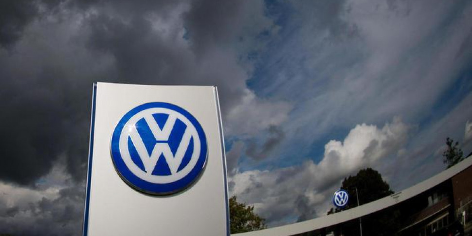 Volkswagen, the crisis is getting worse: the company is considering doubling its layoffs, with up to 100 thousand jobs at risk