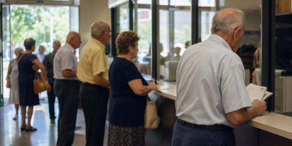 When does the fourteenth salary arrive for pensioners? The dates, amounts and what to do if it is missing. The guide