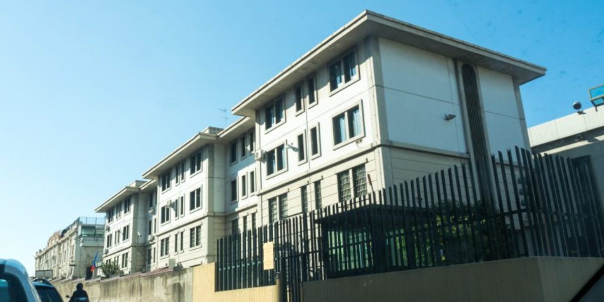 Messina, attempted riot at Gazzi prison: six officers injured during clashes with four inmates