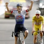 Tour de France: Evenepoel wins at Plateau de Solaison, Pogacar always in yellow. Sensational: Vingegaard falls and retires