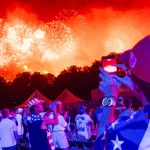 Fear in Chicago during the 4th of July celebrations: Delta plane hits a firework on landing