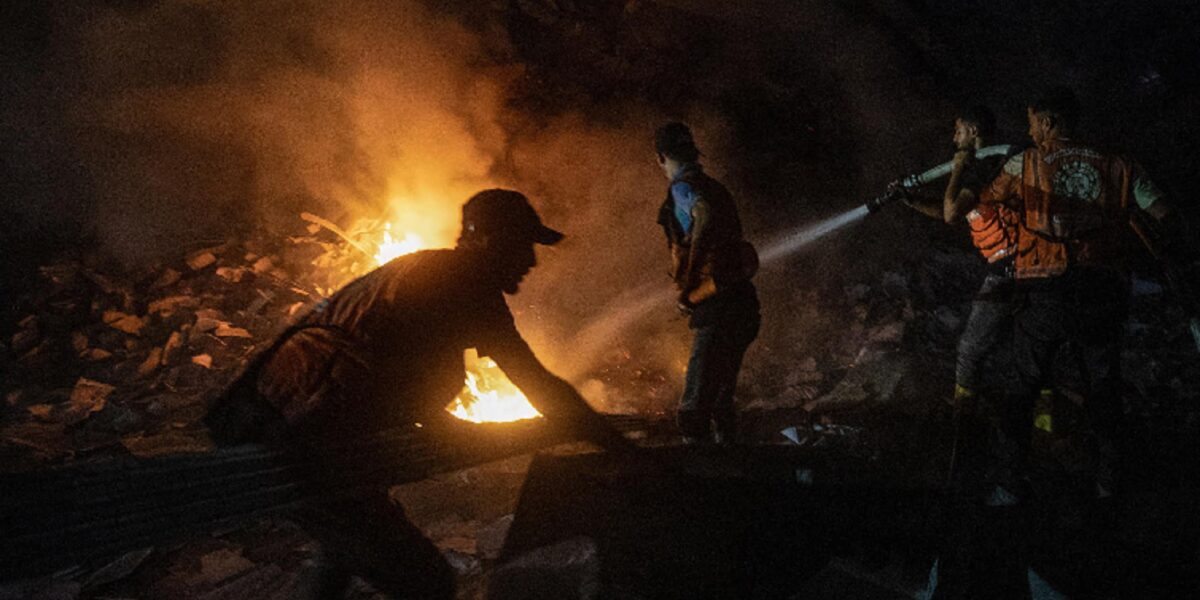Four Palestinians and two Israelis killed in the West Bank, the IDF does not rule out crossfire. Netanyahu: «We will act firmly»