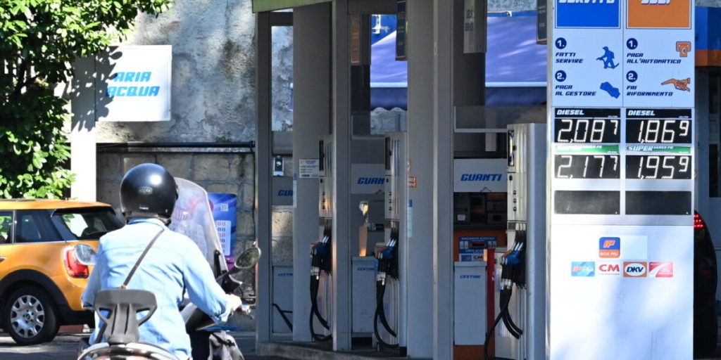 In Calabria the most expensive full tank in Italy: mobility is the new social emergency