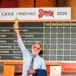 Michele Mari goes beyond the controversy and wins the 2026 Strega Prize