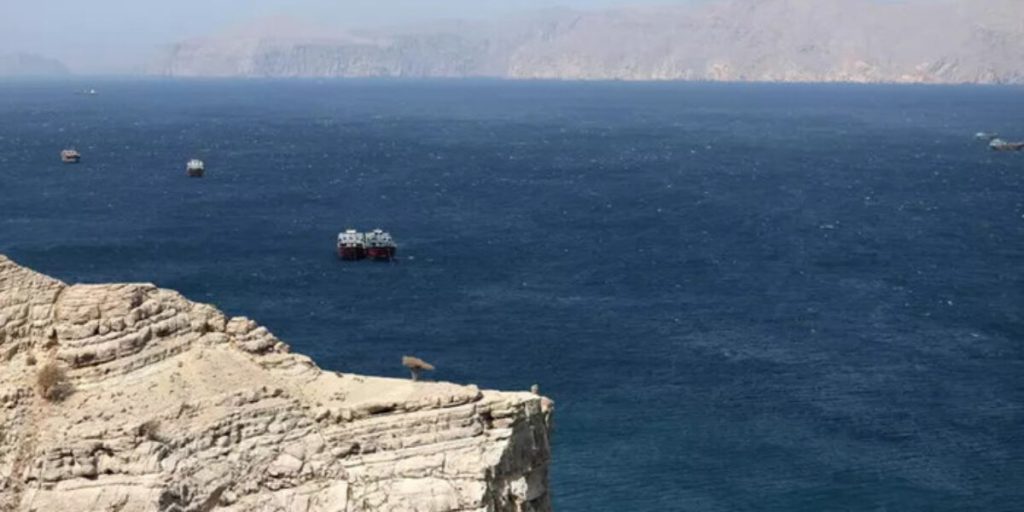 Middle East, tension rises in the Strait of Hormuz. Bahrain: "Attacked by Iranian missiles and drones"
