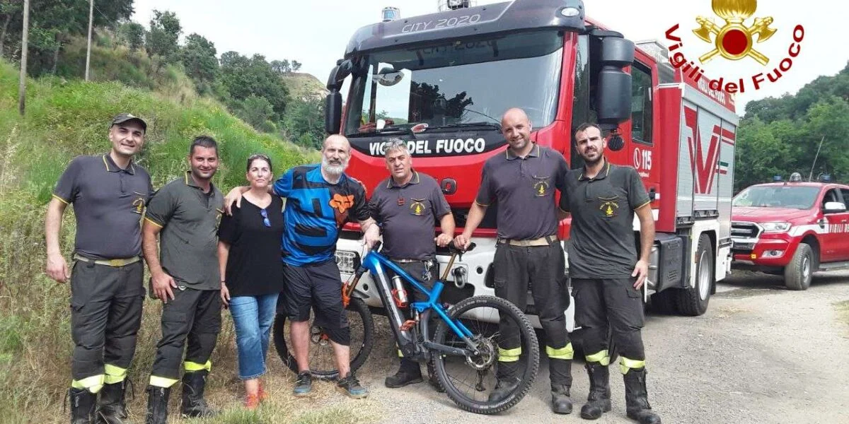 Monterosso Calabro, cyclist gets lost in the vegetation: recovered by the Fire Brigade thanks to geolocalization