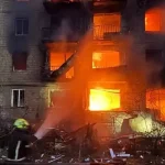 Night of Russian raids on Kiev, at least 13 dead. Zelensky is thinking about the vote in the autumn and asks the US to produce the Patriots