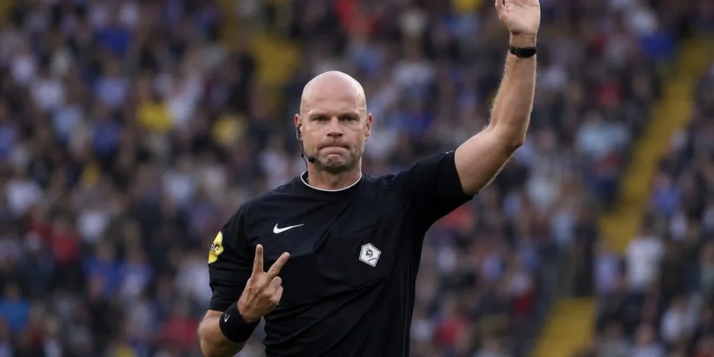 Rob Dieperink, the Dutch referee excluded from the World Cup after an investigation which was later closed, has died