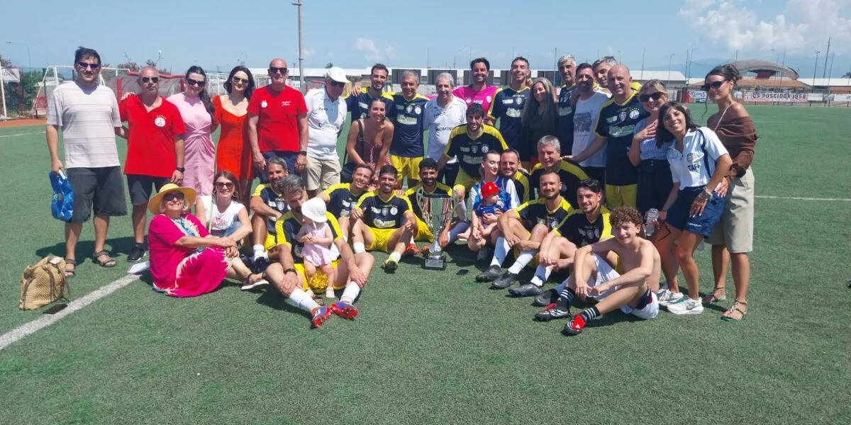Sixth championship for the doctor-footballers of Cosenza: triumph in the tournament held in Cilento