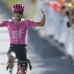 Tour de France 2026, Carapaz triumphs solo in the 18th stage: Pogacar remains in the yellow jersey