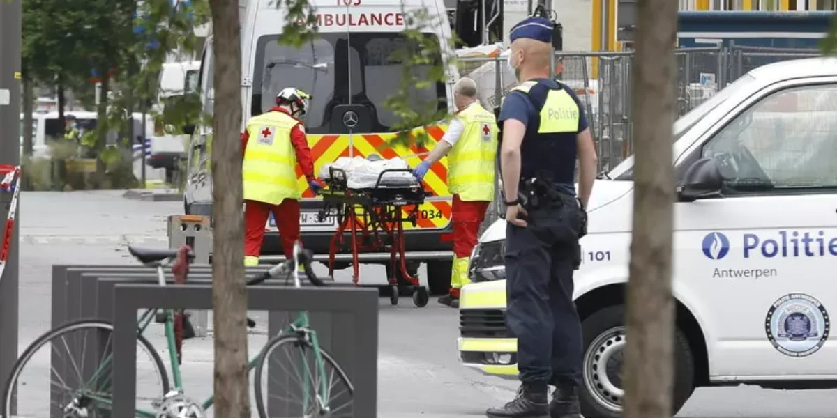 Tragedy in Belgium, flames in an apartment building in Antwerp: at least five victims