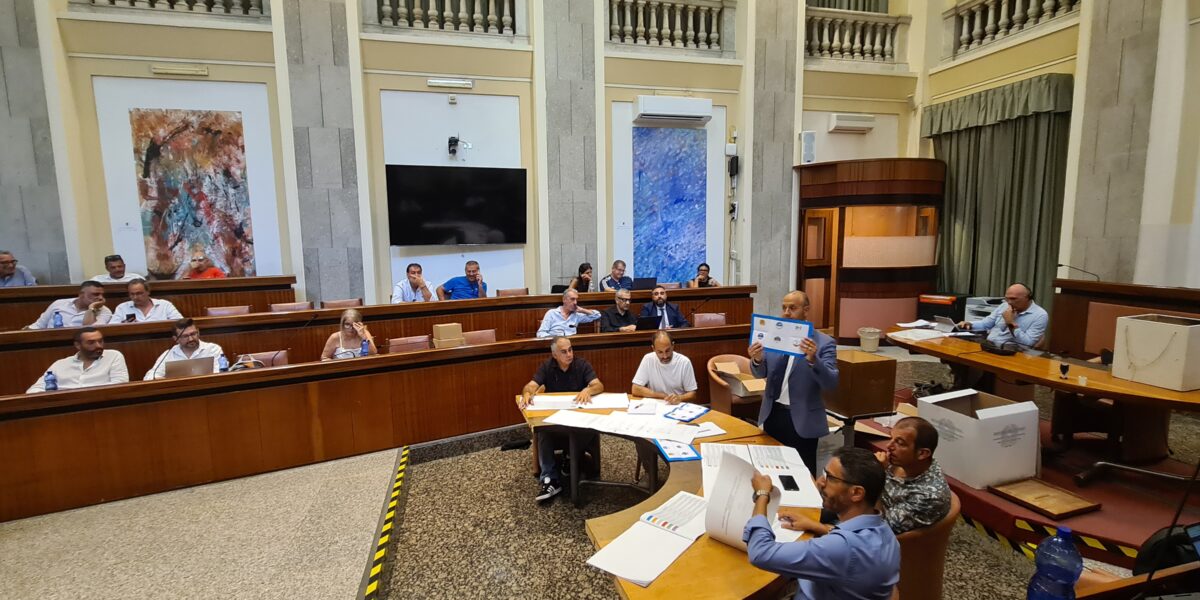 Messina, the new metropolitan council. 7 seats in ScN, followed by FdI (3) and PD (2) ALL ELECTED