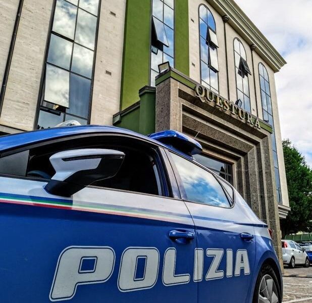Elderly man seriously injured in Vibo, the caregiver remains in prison: she allegedly acted to remove an "animal" from his abdomen