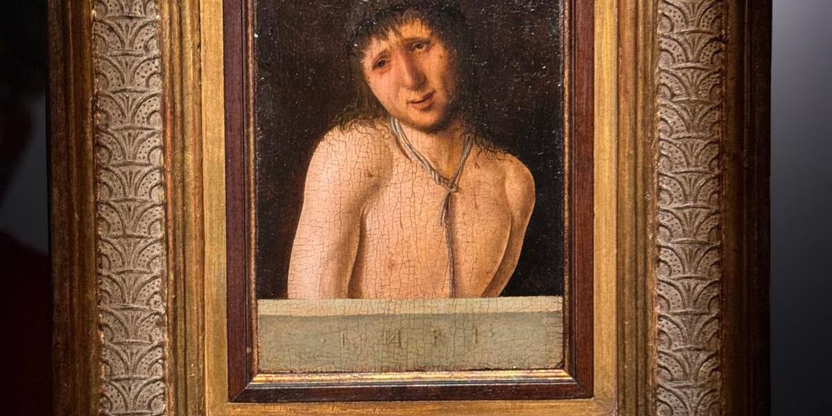 Antonello's Ecce Homo shines at the Rimini Meeting, between the beauty of the restoration and the shadow of the theft in Messina
