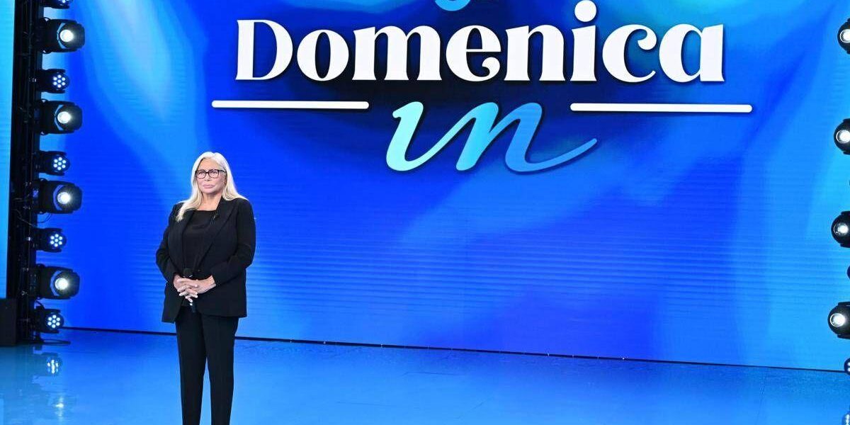 "C'e' Domenica in", a musical homage to the Rai broadcast from Calabria