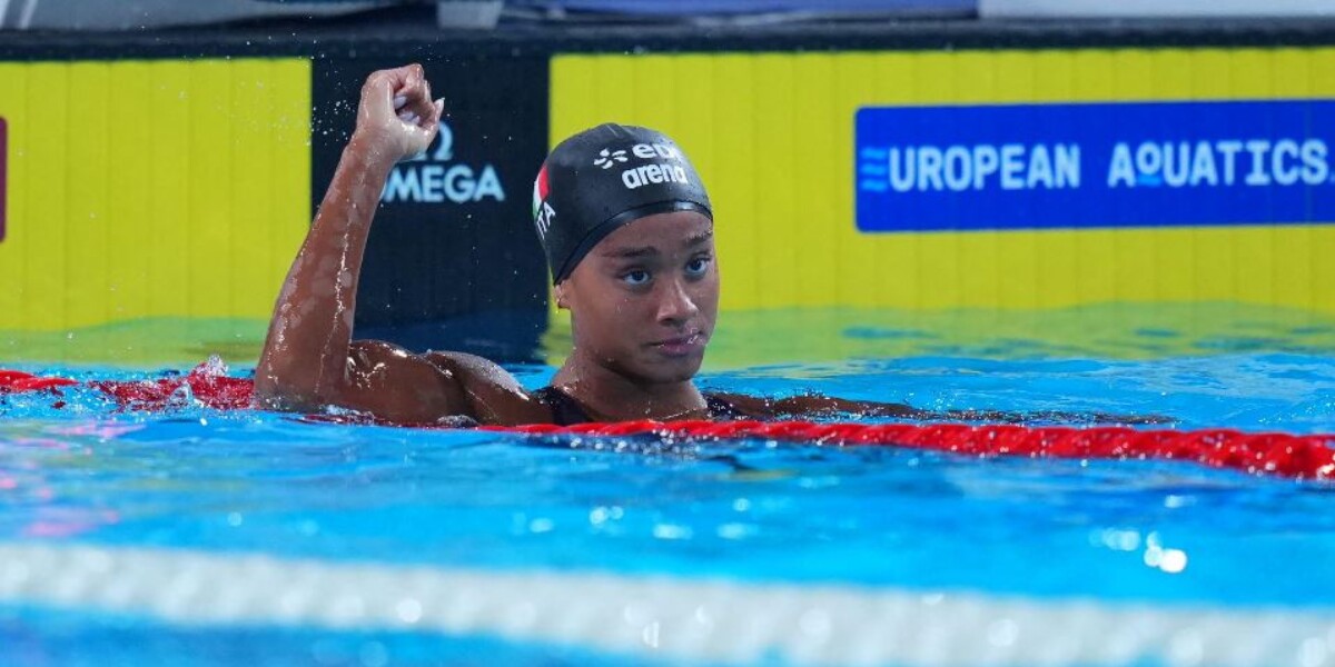 European swimming championships: the 4x100 relays both silver. Italy second in the medal table