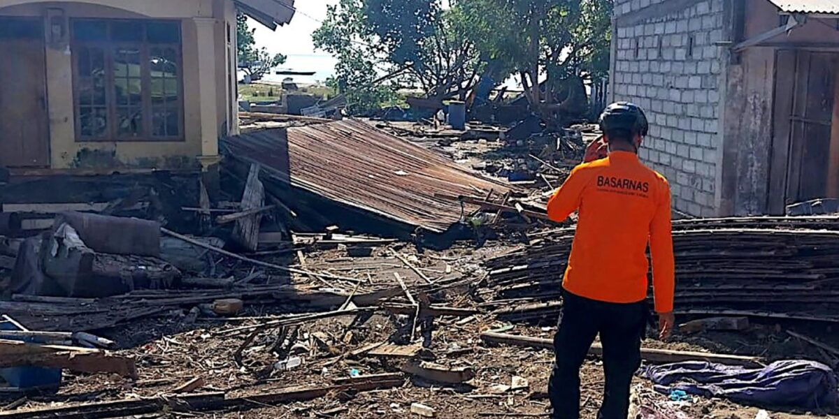 First aid on the Indonesian island of Flores after the earthquake: 48 dead and over 5,000 displaced