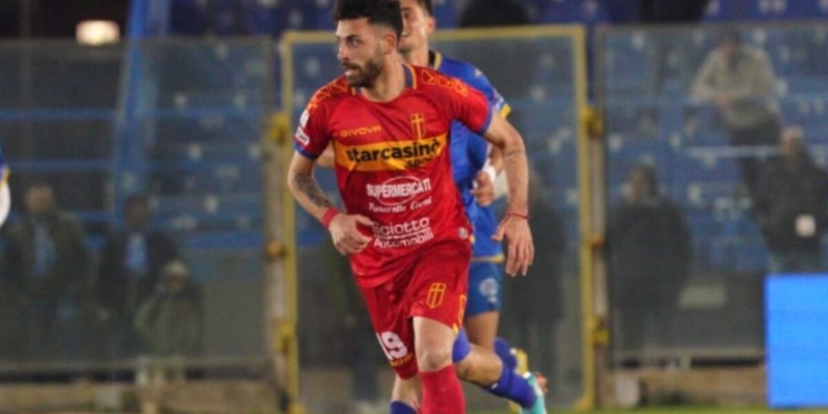 Messina embraces Francesco Giunta again: the midfielder returns to the Giallorossi