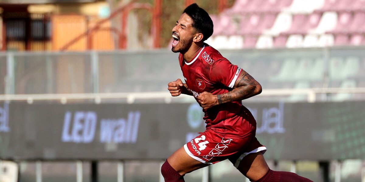 Reggina transfer market: three super hits arriving to complete the midfield and attack