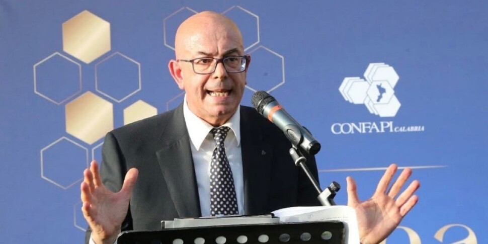 The CNEL: governs retail trade. Made in Calabria "pushed" by digital
