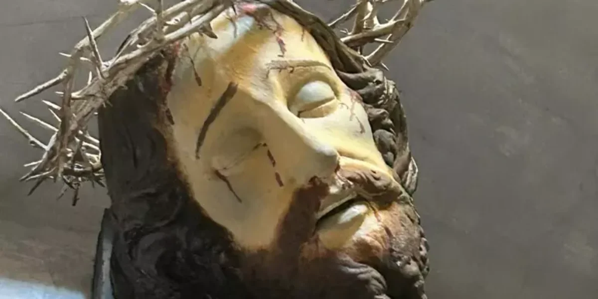 The Crucifix of the Addolorata of Gerace may be the work of the Franciscan sculptor Fra Diego da Careri