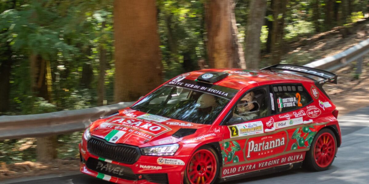 The night of the 23rd Tirreno Messina Rally begins. Great anticipation for the departure from Piazza Duomo at 11.15pm