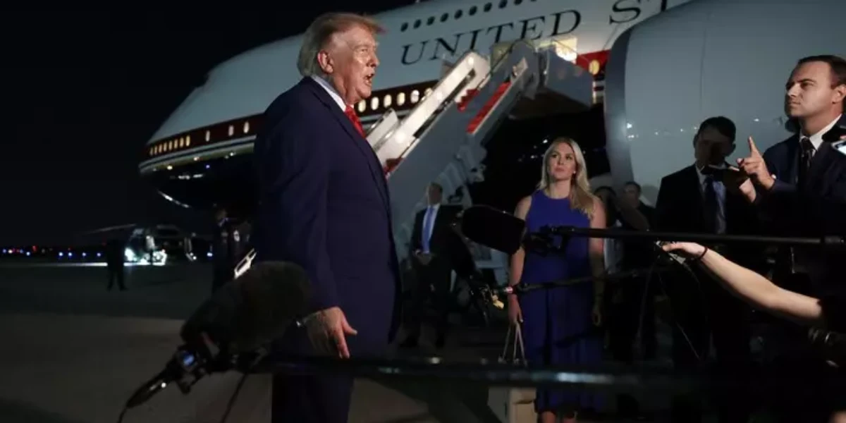 Trump fleeing from the NATO summit in Ankara: "I am receiving threats. Should I run in 2028? Iron law". And on Hormuz: "We control it"