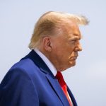 Trump's hair once again in the sights of social media: "Is it a toupee or has he had a transplant"