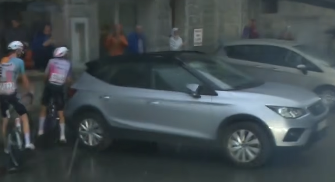 Vuelta 2026, hailstorm at the end: the Gruissan-Font-Romeu stage cancelled. The runners take refuge