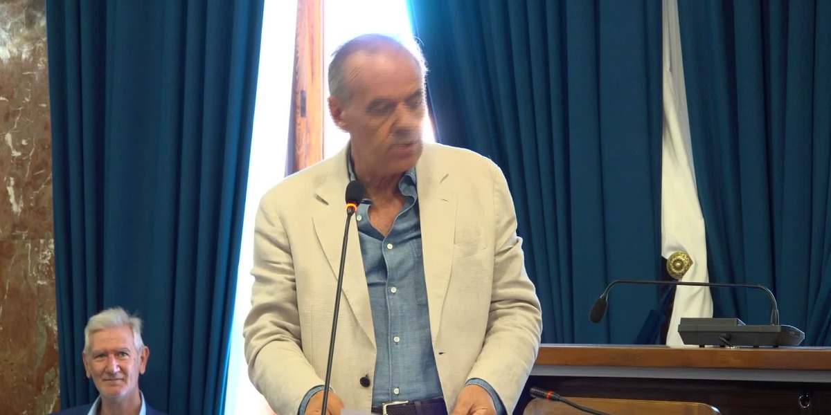 Messina, the opposition asks for clarity on accounts and personnel